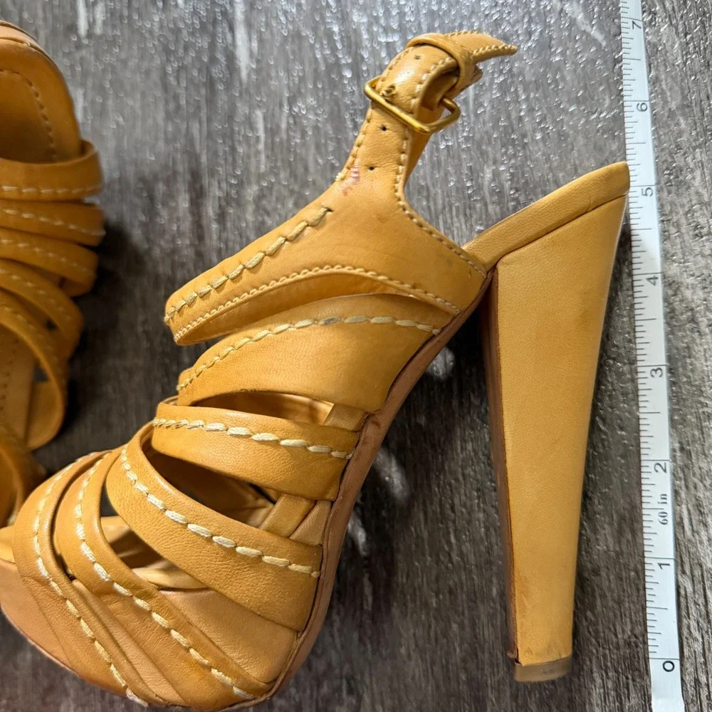 Miu Miu Tan Leather Strappy Platform Stiletto Heels‎ Sandals Size 35 EU / 5 US